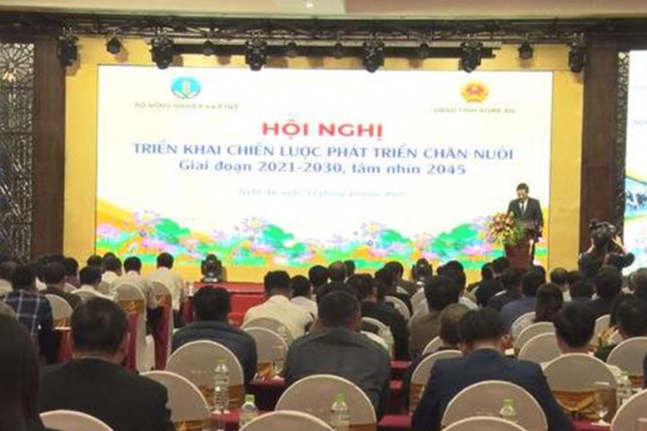 Hội nghị triển khai "Chiến lược phát triển chăn nuôi giai đoạn 2021-2030, tầm nhìn đến năm 2045"